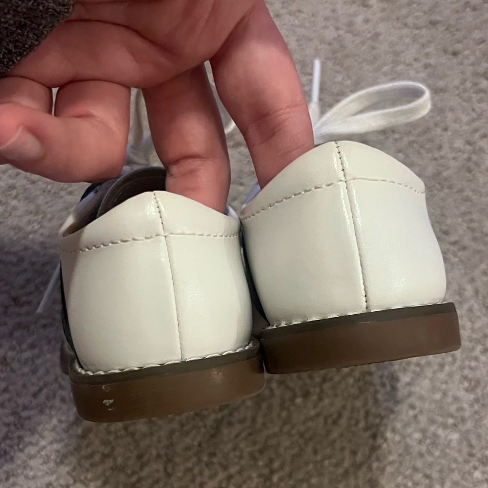 Footmates toddler Oxford shoes, white and navy, Size 7 - Picture 4 of 8